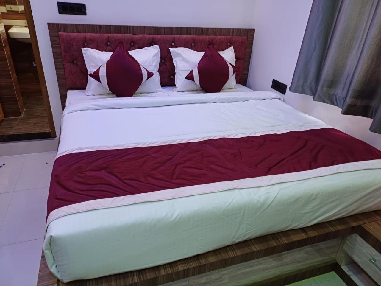 Hotel Shri Sai International, Sitamarhi Dumra Extérieur photo